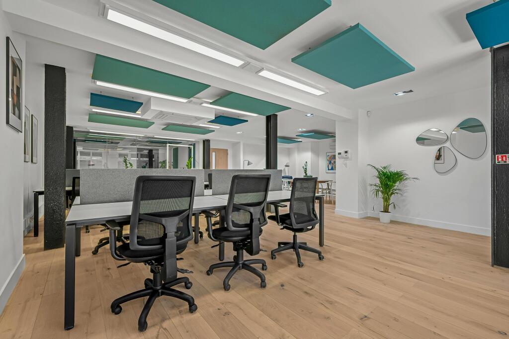 hall 4.jpg
