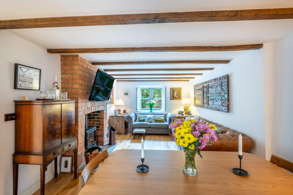 House in Farthinghoe, West Northamptonshire - View 3