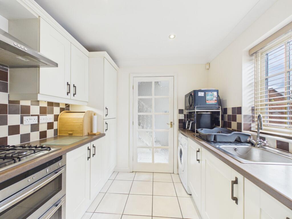 House in Peterborough - View 5