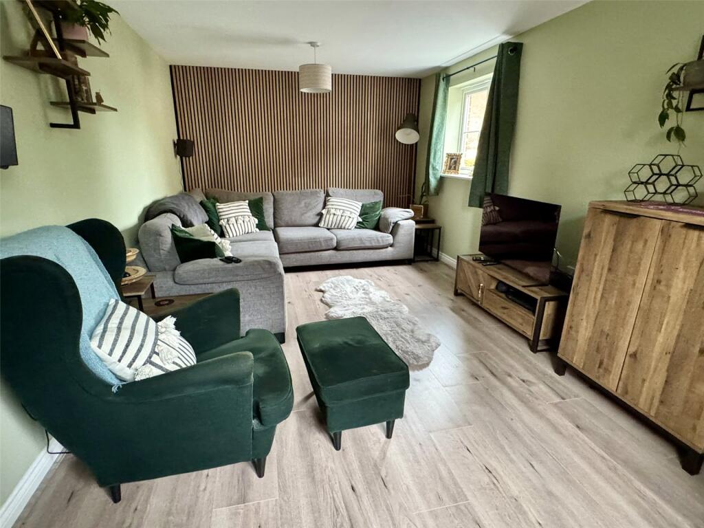 House in Chard, Somerset - View 2
