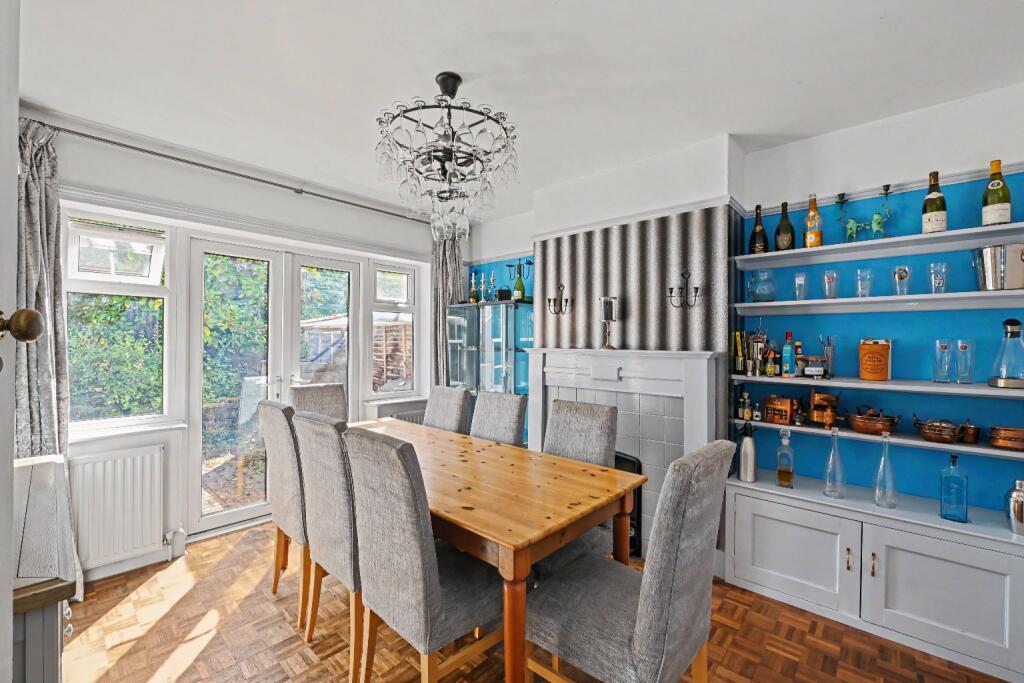 House in Hemel Hempstead - View 3