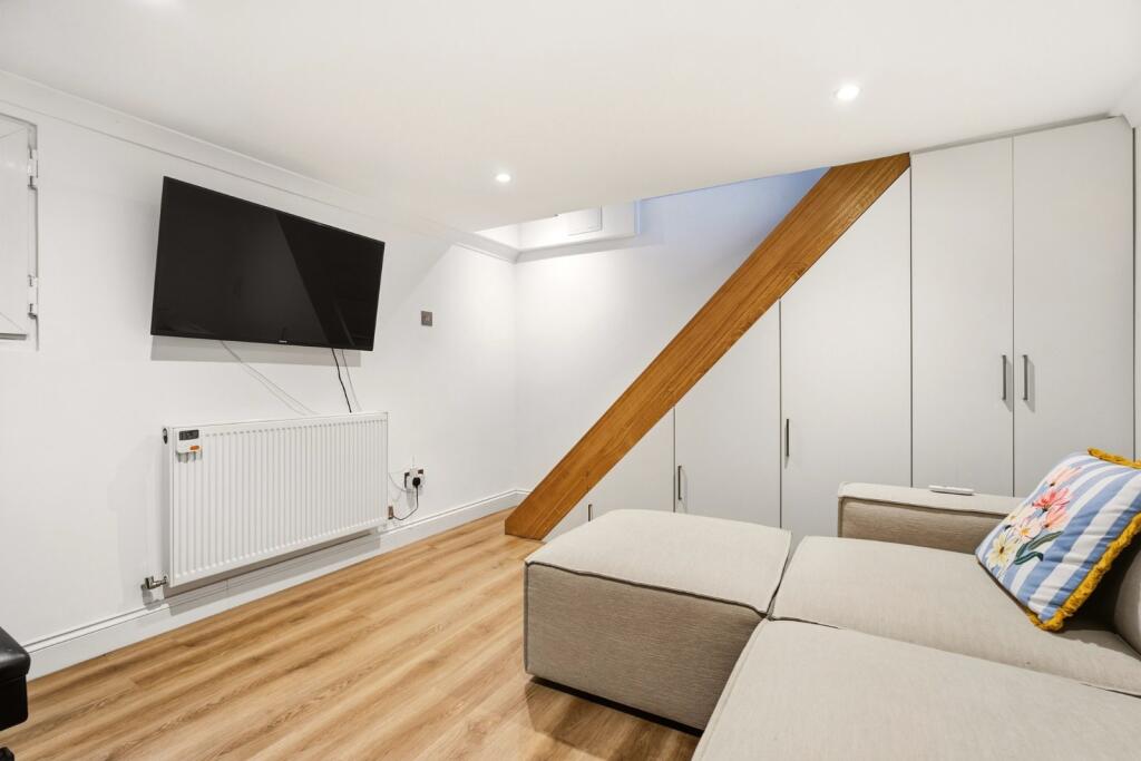 House in St Albans - More