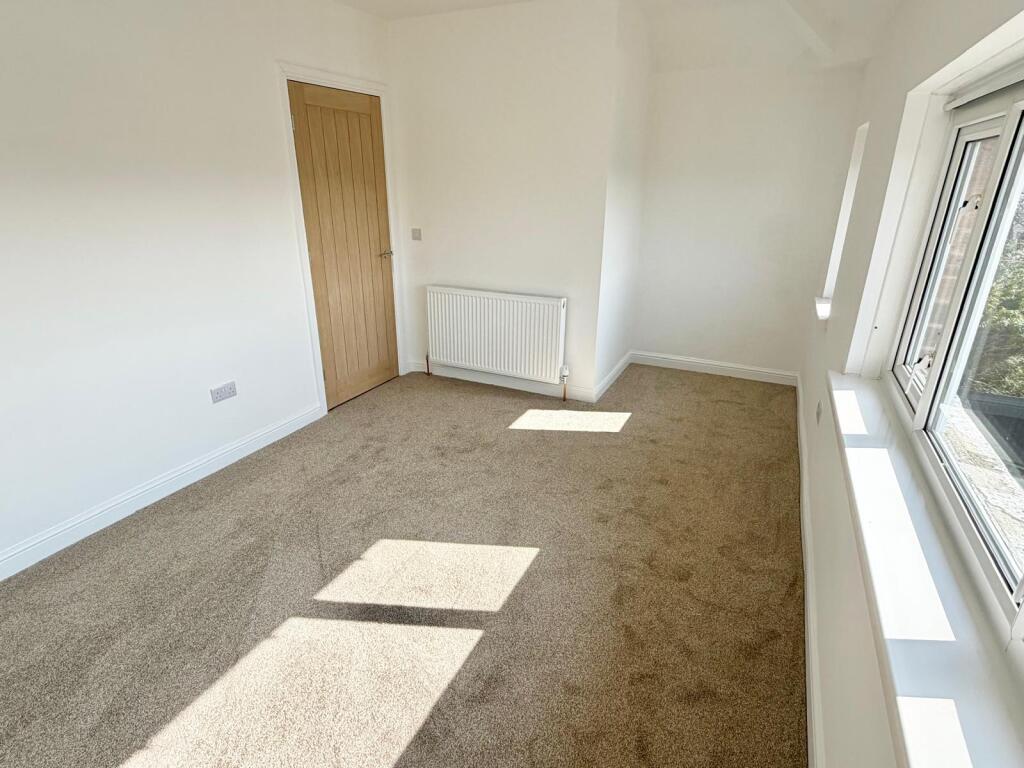 Additional image 5 of The Oval, Bingley