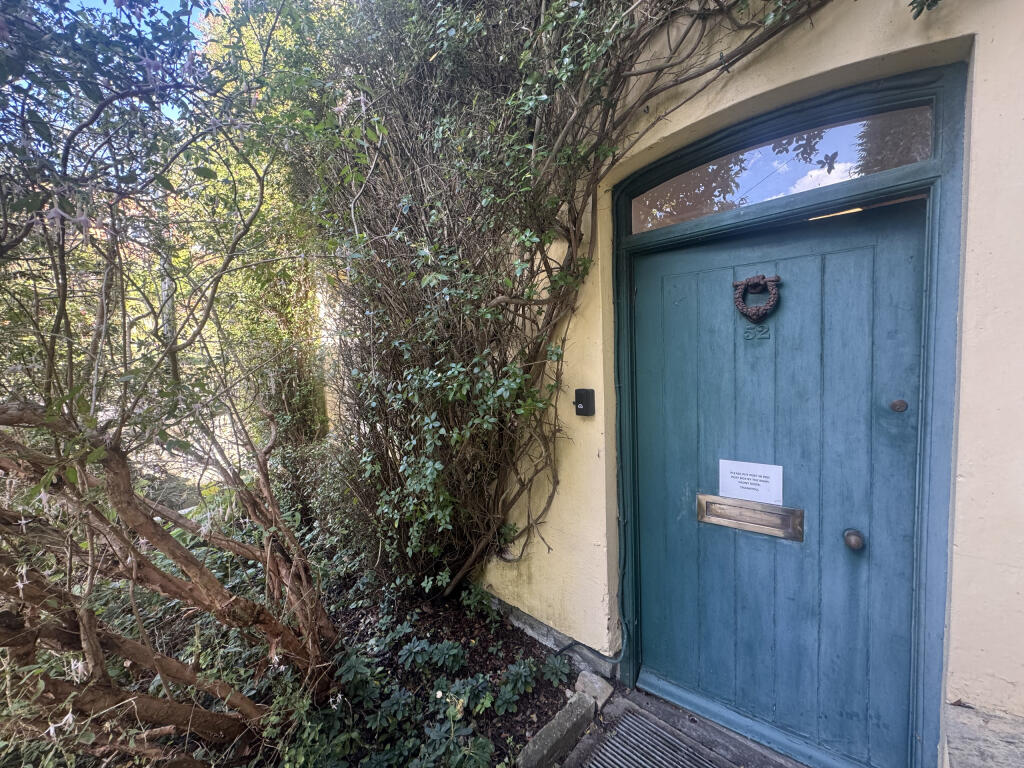 Main image of property: The Annexe, Glastonbury