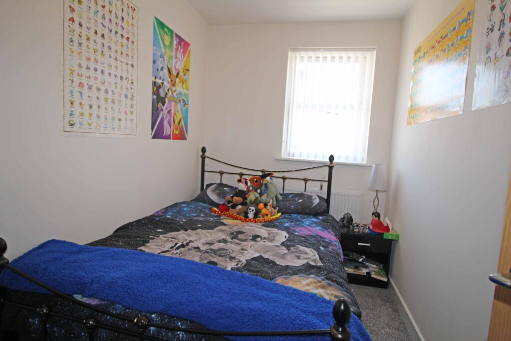 41 Grove court Worksop  photo 5