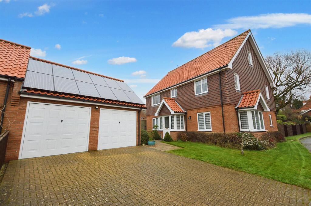 5-bed detached on Trentham Drive, Holt Road, Sheringham, £650,000