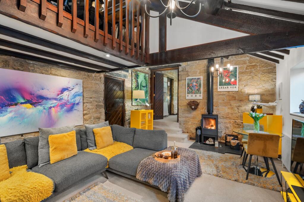 The Courtyard, Woolley, Wakefield - View 3