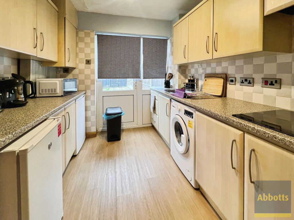 House in Southend-on-Sea - View 5
