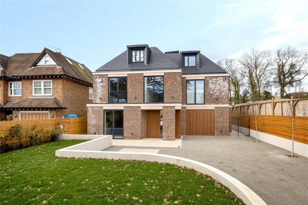 Main image of property: Barnet Road, Arkley, Hertfordshire, EN5
