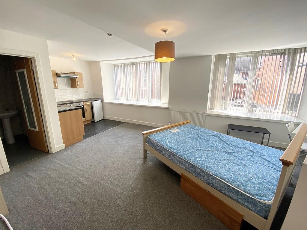 Apartment in Portsmouth - View 2