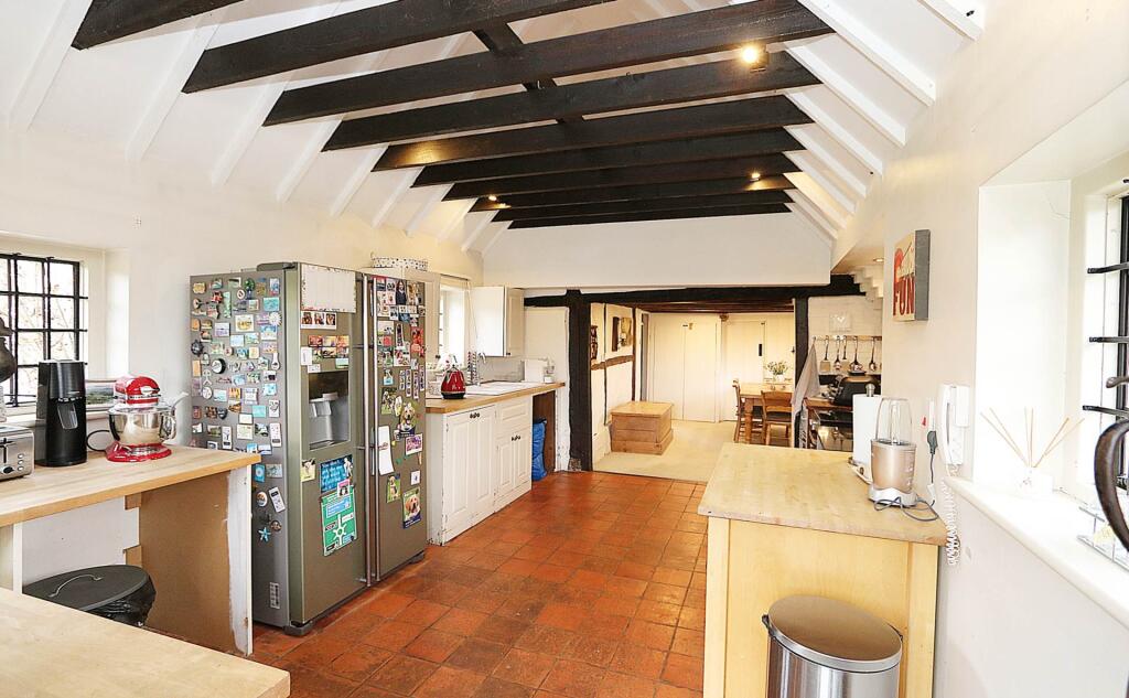 Moulsford, Oxfordshire - Walk to village green,  pub/ restaurant, Moulsford & Cranford House Schools photo 4