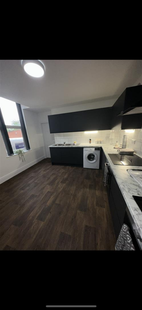 House in Nottingham - View 5