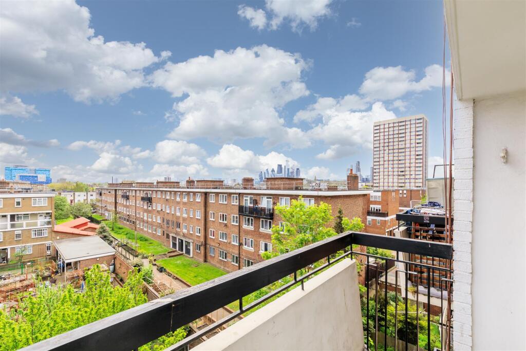 Apartment in London, Bethnal Green - View 2