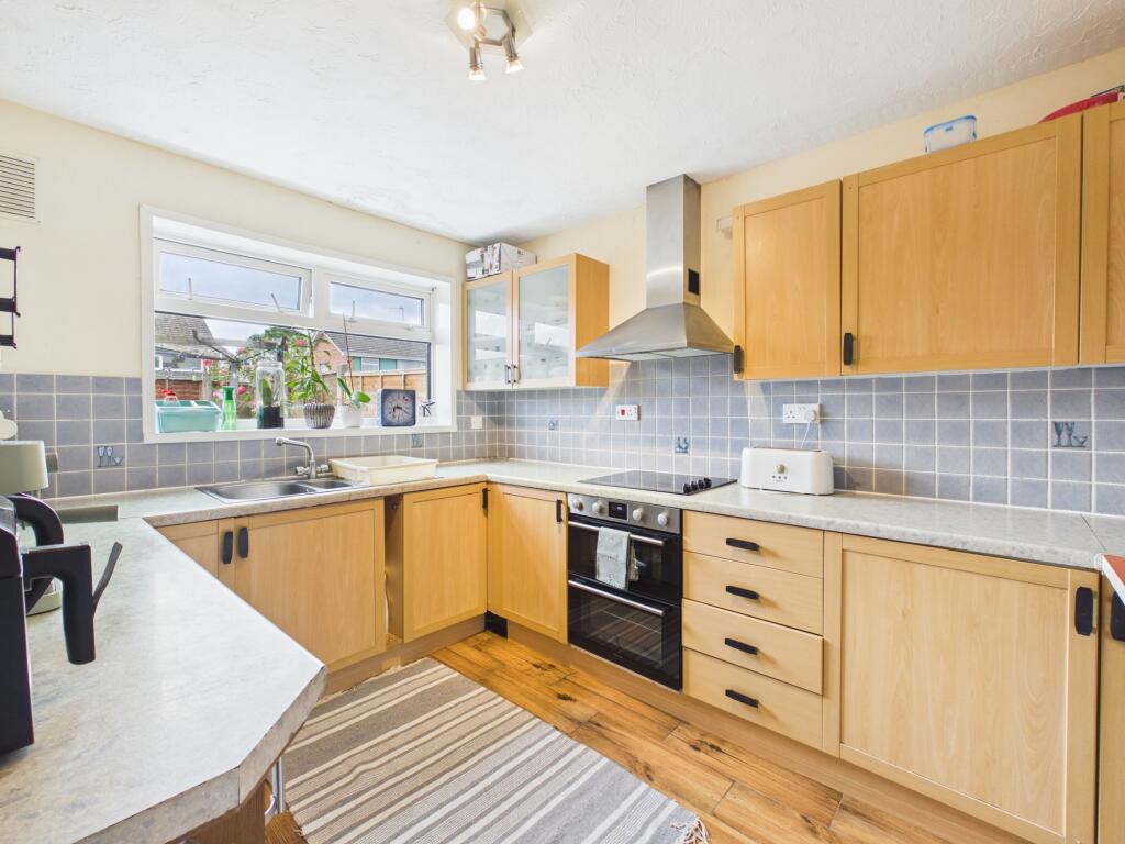 House in Taunton - View 5