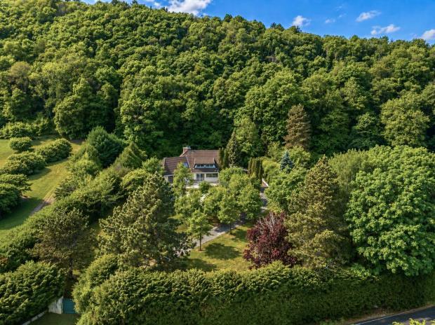 Main image of property: Villa, Divonne Les Bains