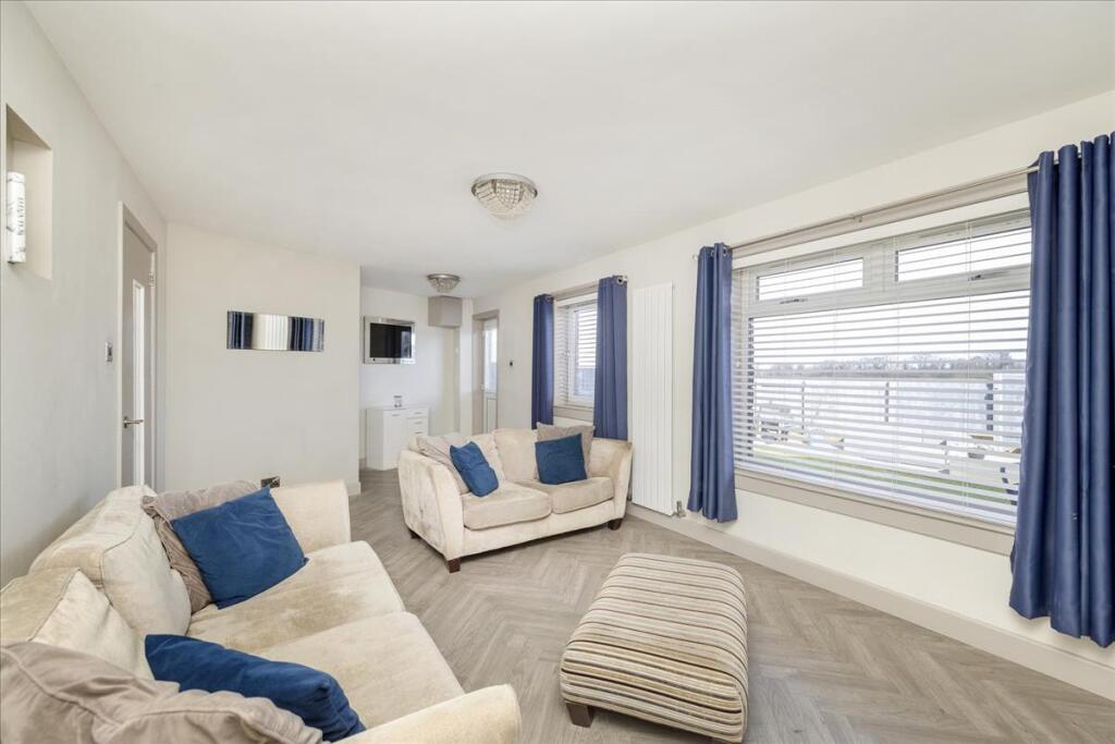 House in Newtongrange, Midlothian - View 5