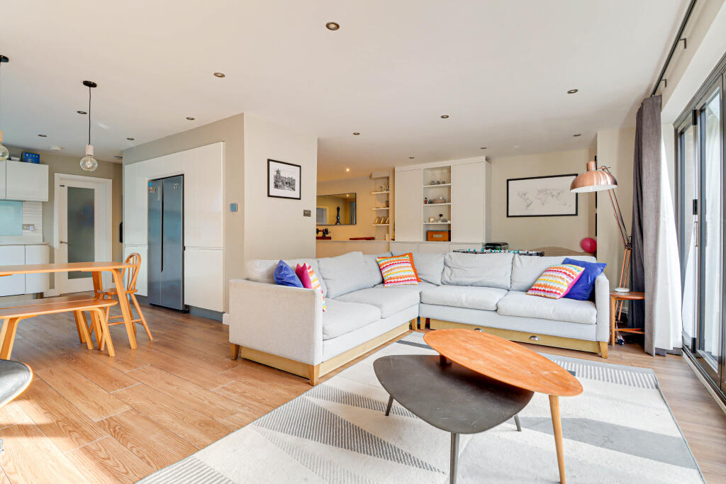 Additional image 4 of Piggottshill Lane, Harpenden, Hertfordshire, AL5