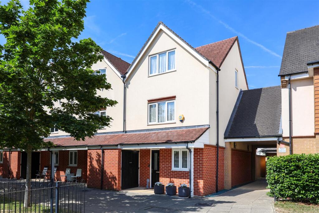 Main image of property: Fremantle Way, Hayes, UB3