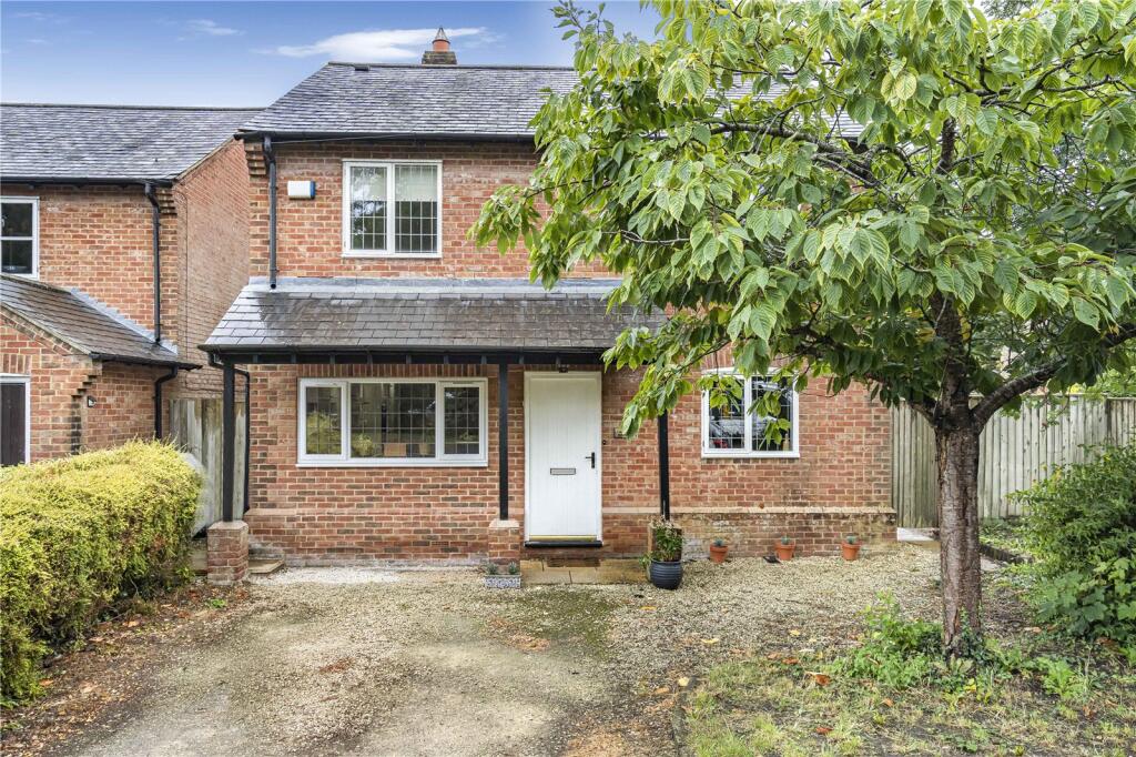 Main image of property: Henley Road, Sandford-on-Thames, OX4.