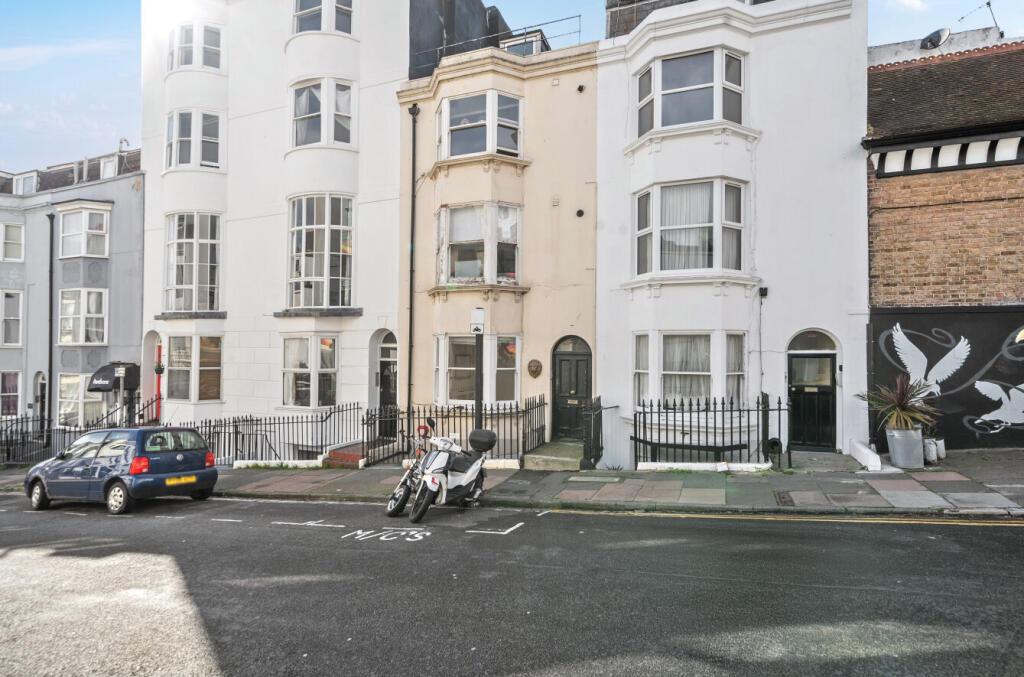 Main image of property: Devonshire Place, Brighton, East Sussex