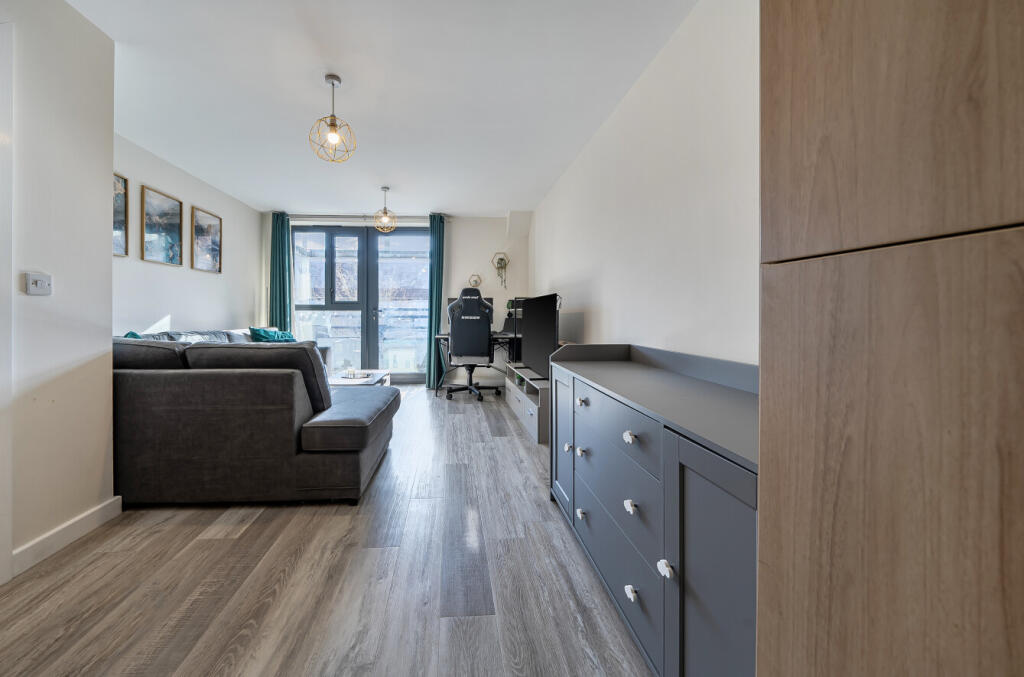 Apartment in Chelmsford, Moulsham - More