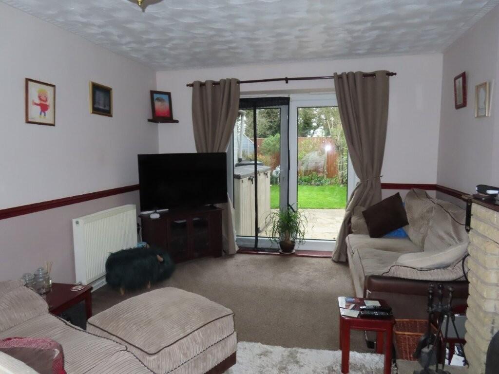 Derwent Crescent, Howden, DN14 7AW photo 2