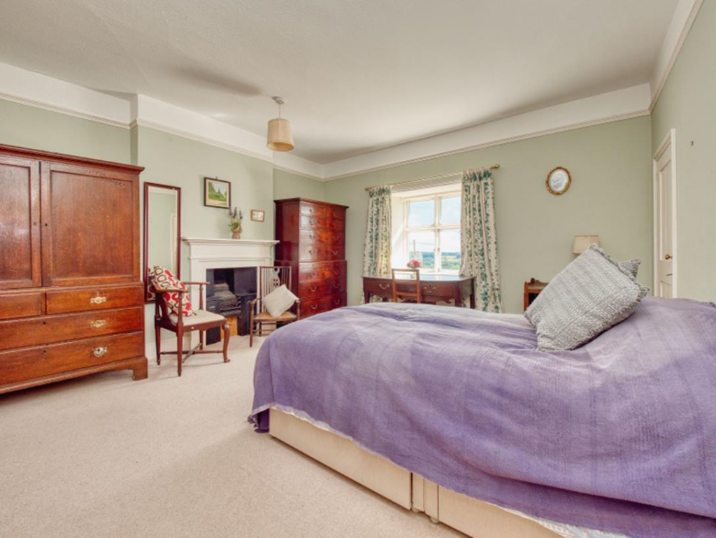 House in Derby - View 4