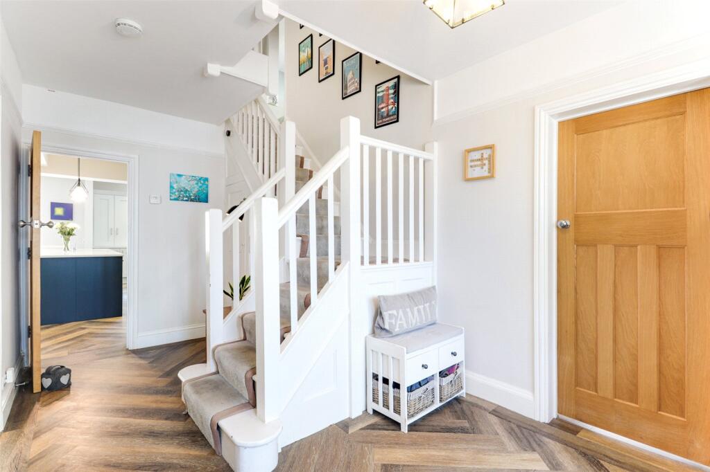 St. Johns Road, Tunbridge Wells, Kent, TN4 - View 2