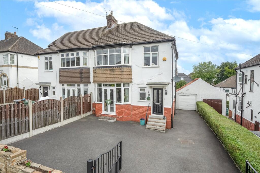 Main image of property: Park Lane, Guiseley, Leeds, West Yorkshire