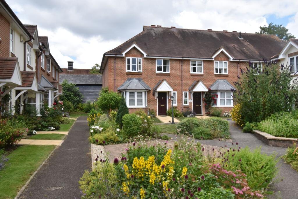 Main image of property: Grovelands, Lenham, Maidstone, ME17