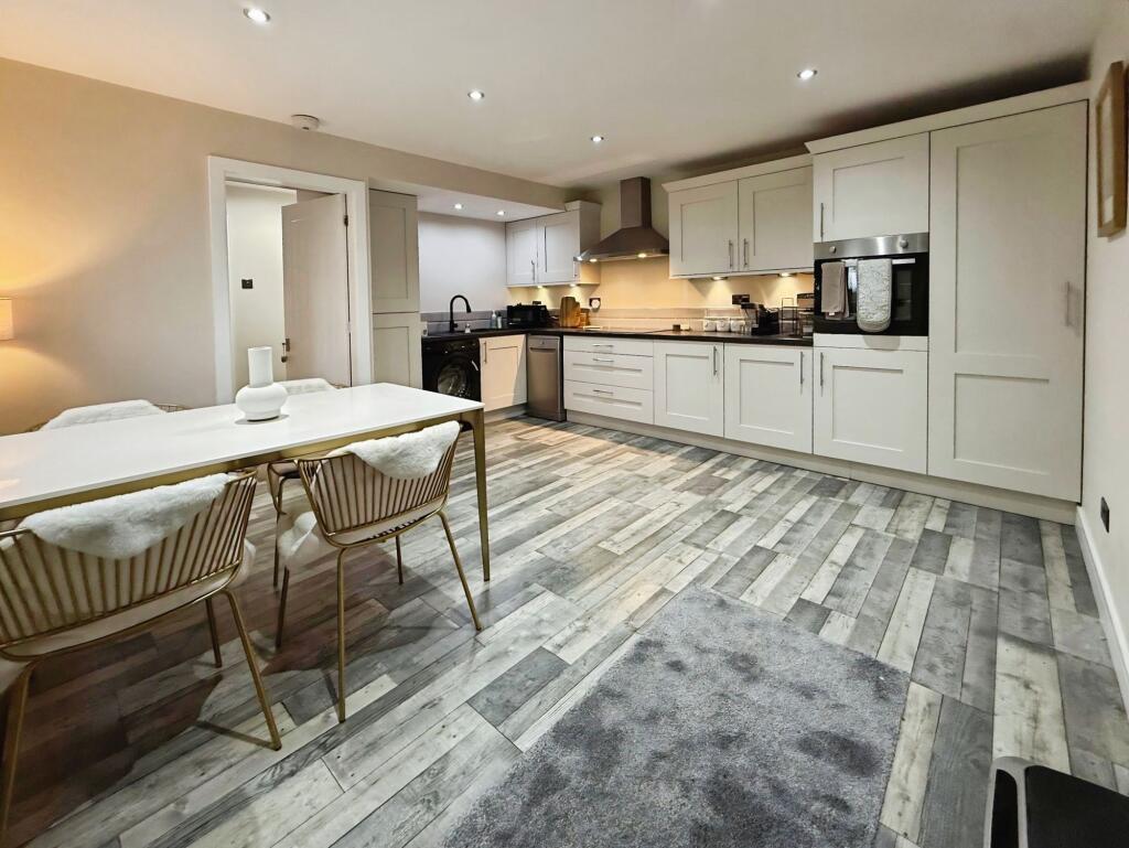 House in Crewe - View 3