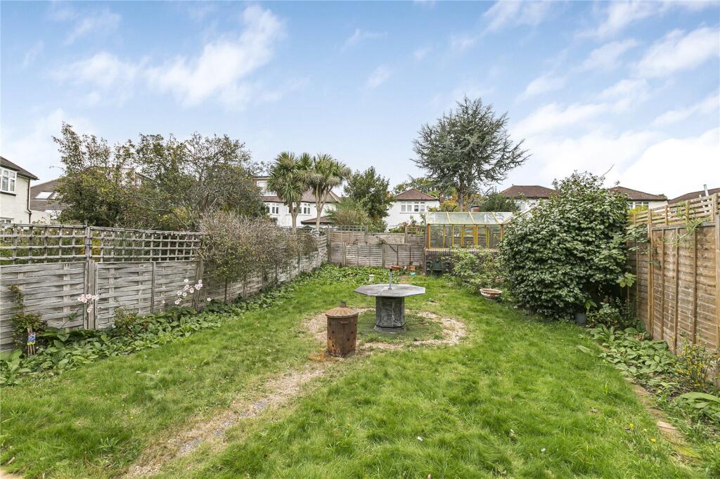 House in Twickenham - View 5
