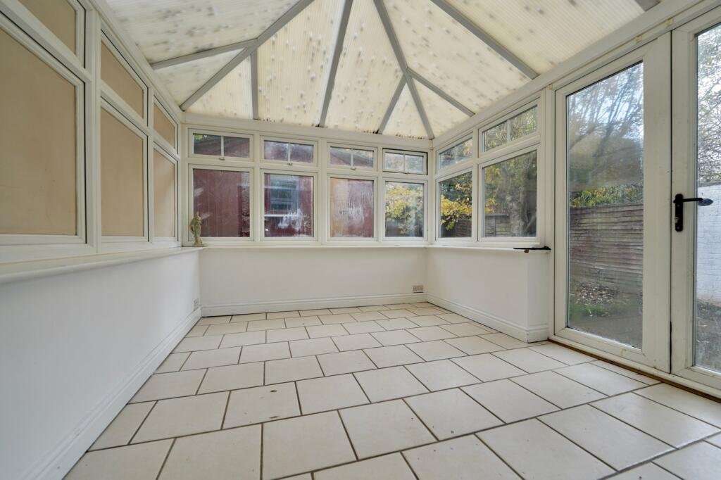 Sandwich Close, Huntingdon, PE29 photo 4
