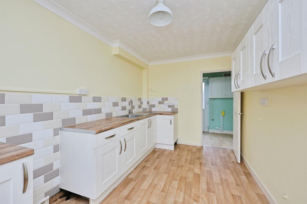 Barnesdale Road, Norwich photo 4