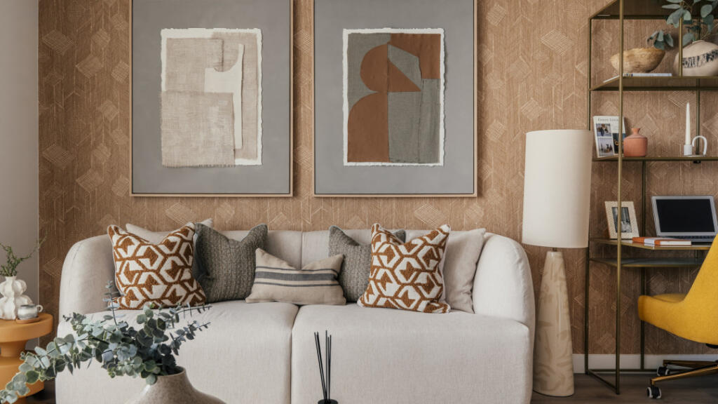 Main image of property: North Woolwich Road,
London,
E16 2QD