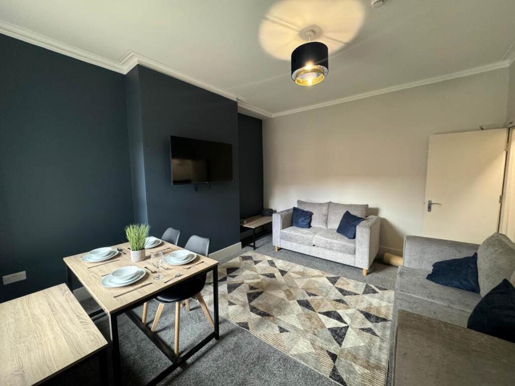 Main image of property: Landseer Avenue (Room 5), Bramley, Leeds