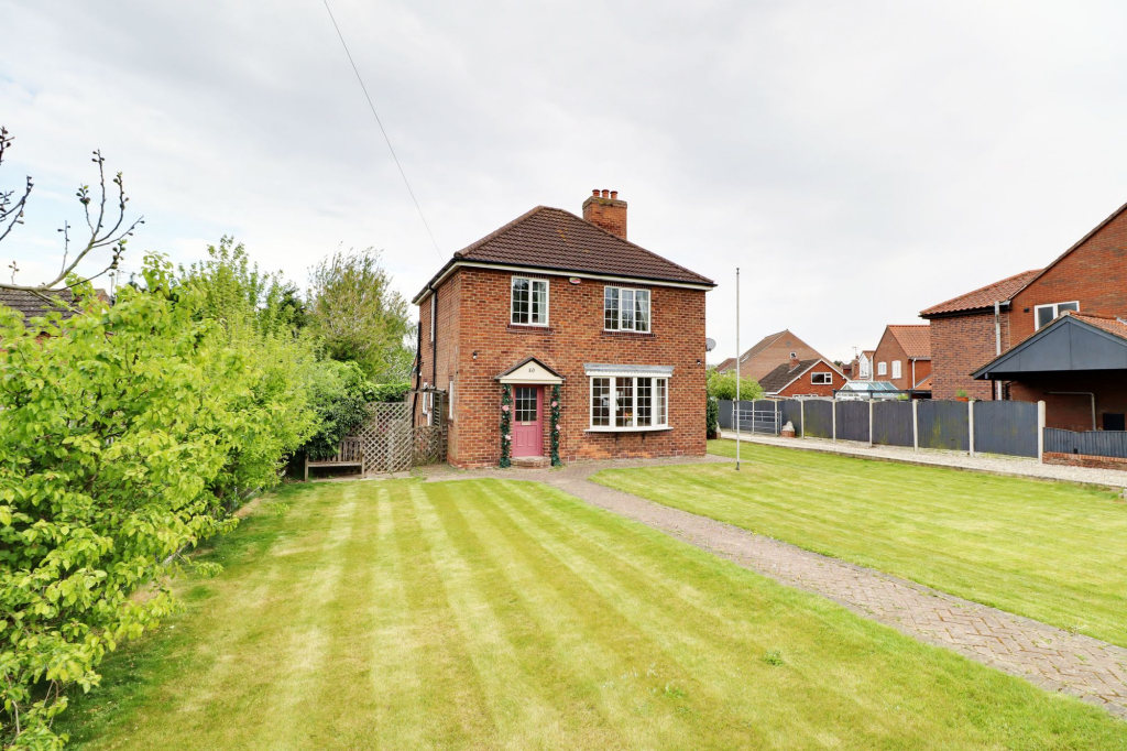 Main image of property: Epworth Road, Owston Ferry, DN9