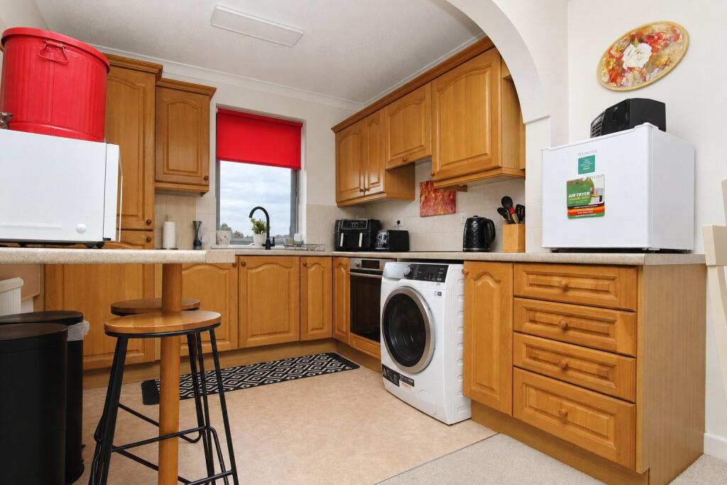 Clarence Road East, Weston-super-Mare, Somerset, BS23 photo 4