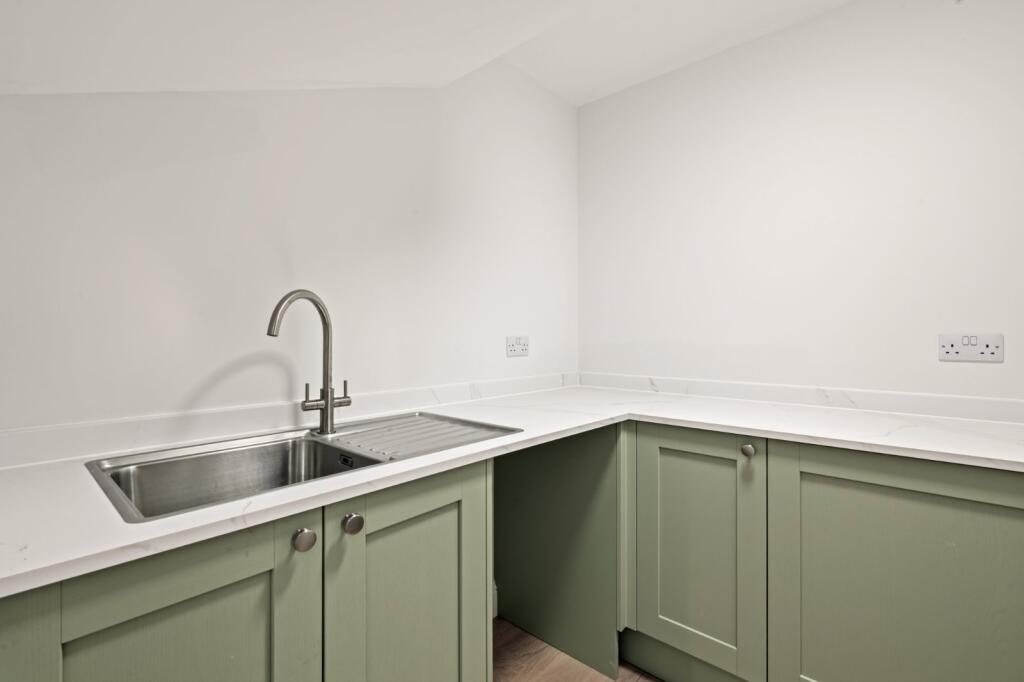 House in Peterborough - View 4
