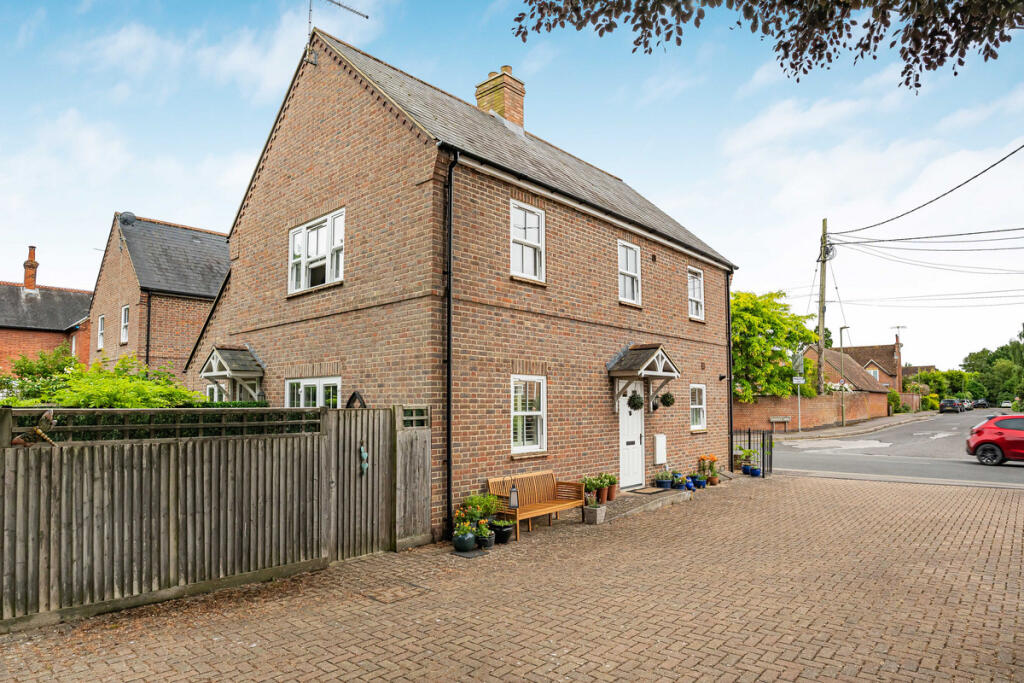 Main image of property: St Johns Road, Wallingford, OX10