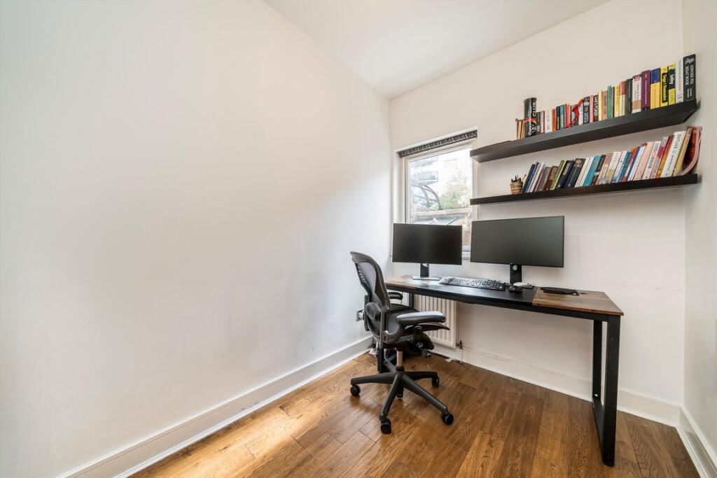 Apartment in London - View 4