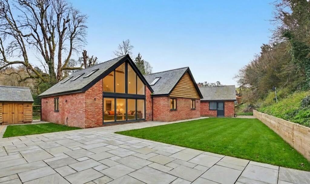 House in Winchester, West Meon - View 3