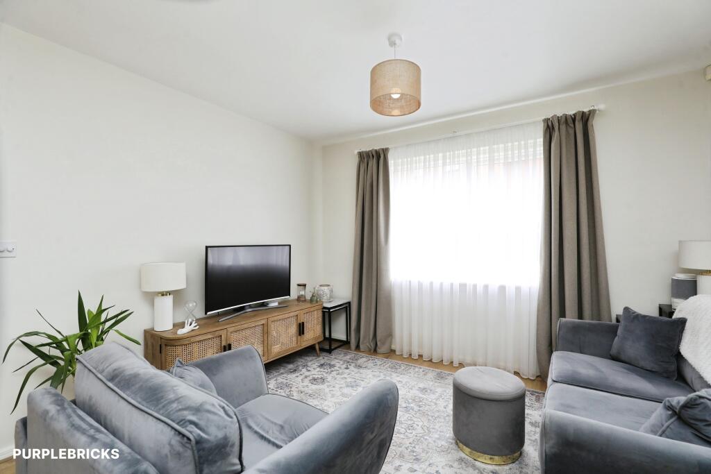 Apartment in Stoke-on-Trent - More