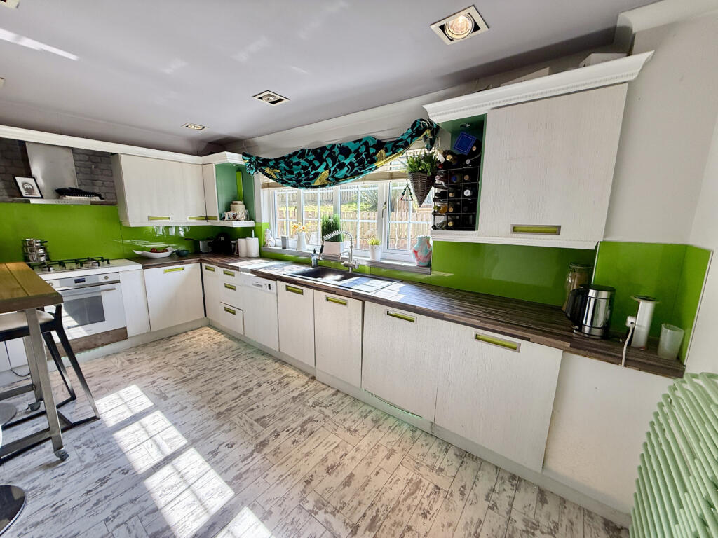 Faulds Wynd, Seamill, West Kilbride, KA23 - View 4