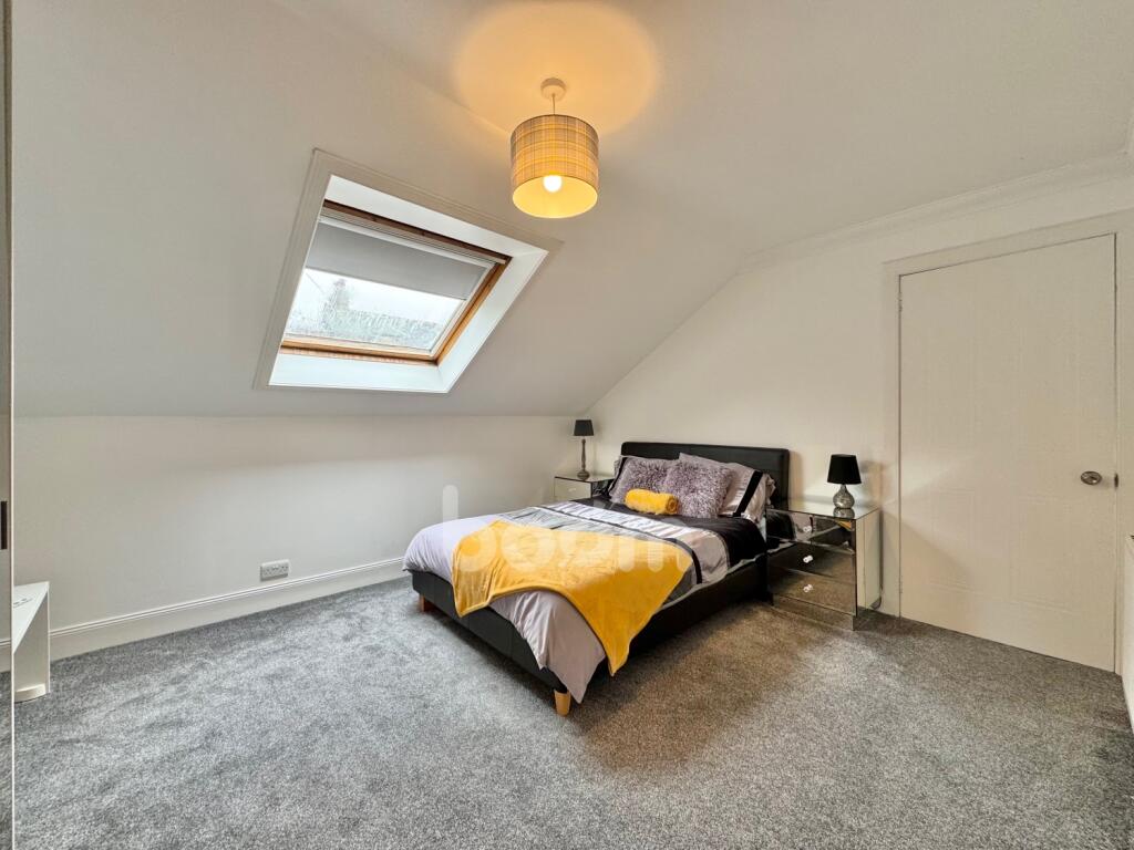 House in Paisley - More