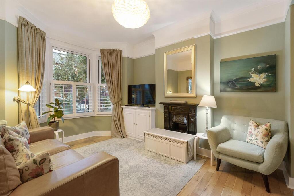 Main image of property: Franche Court Road, Earlsfield, London, SW17