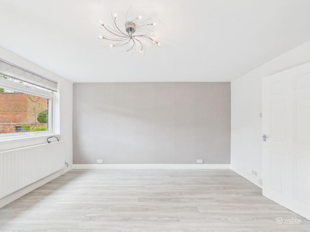 Apartment in Croydon - View 4