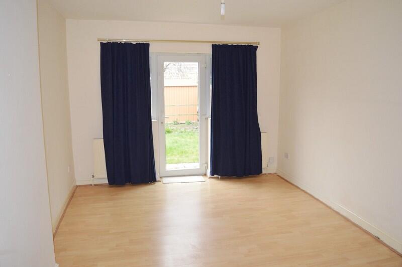 Apartment in Kingston upon Thames - View 5