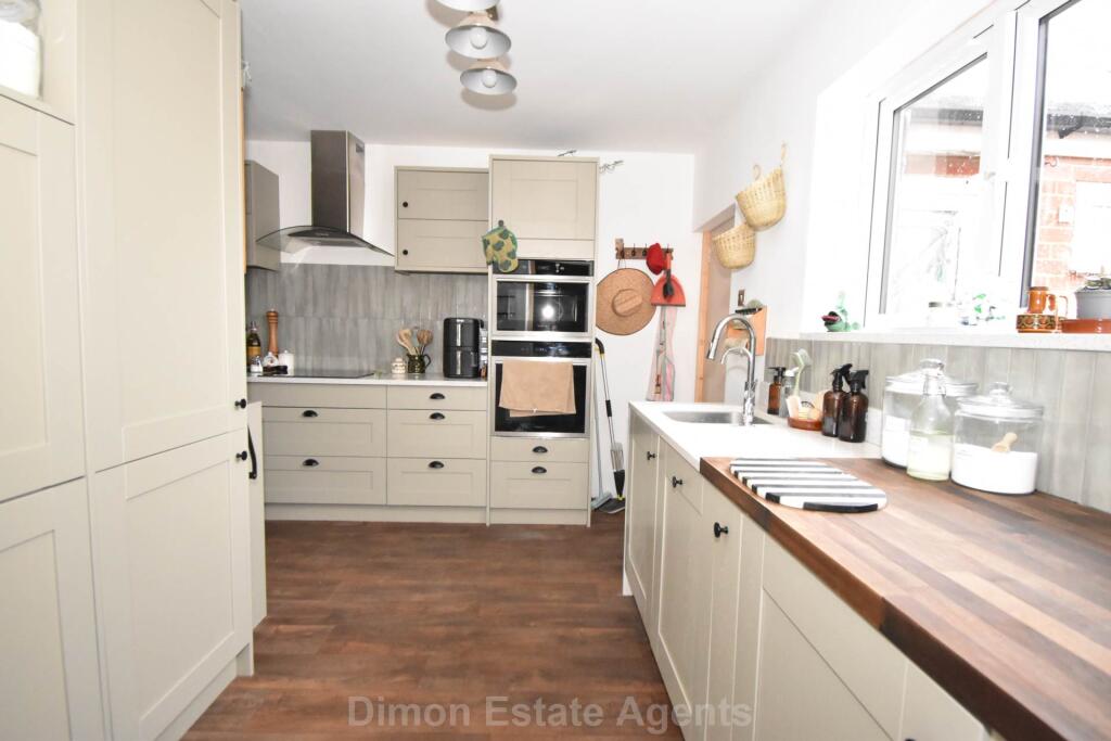 Birchmore Close, Gosport photo 3