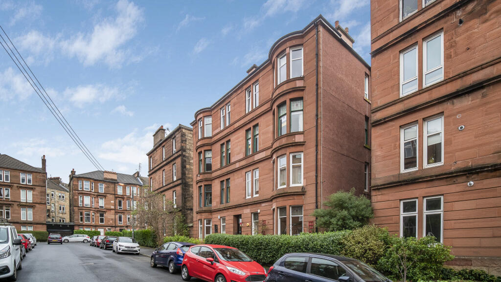 Main image of property: 0/2, 11 Lochside Street, Glasgow, G41 3XJ